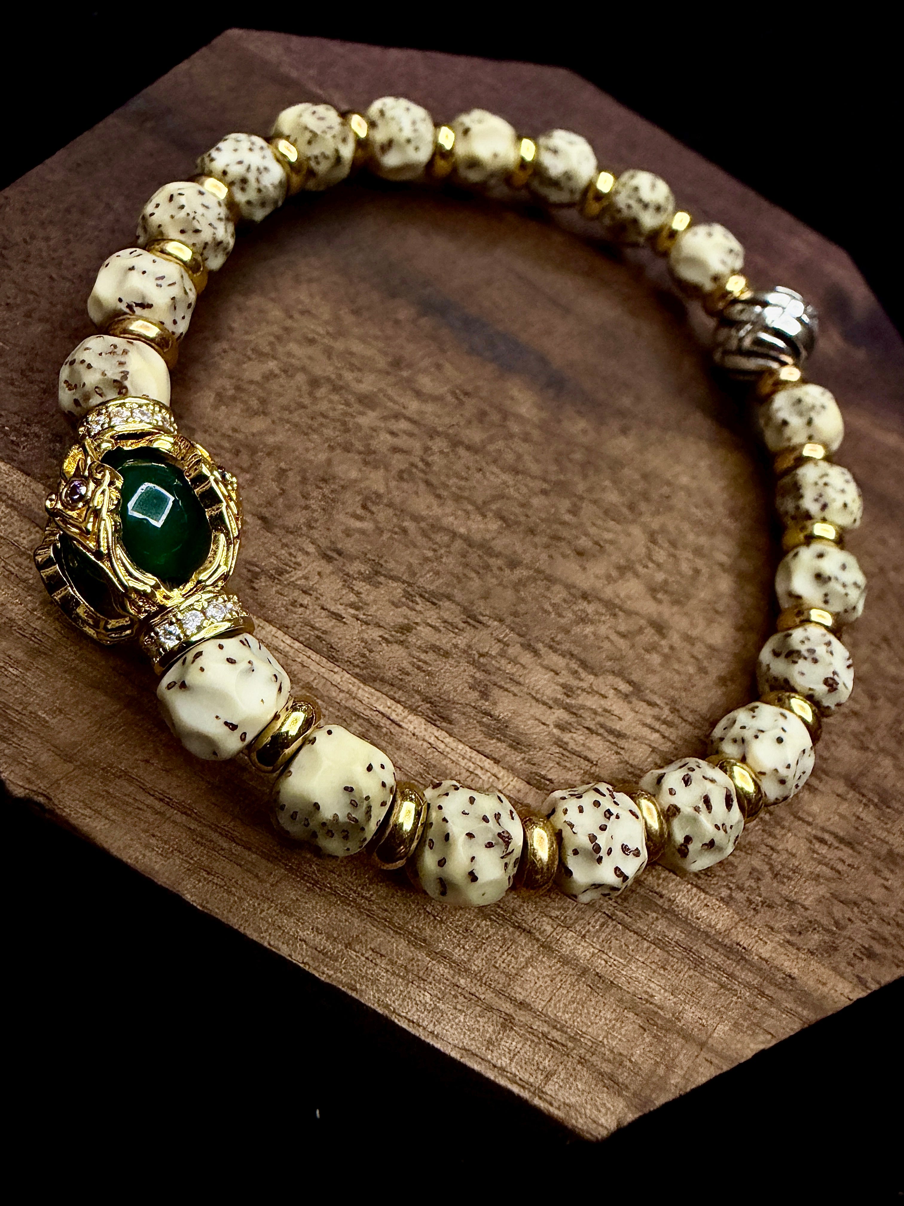 Borderless Star and Moon Bodhi Seed Bracelet
