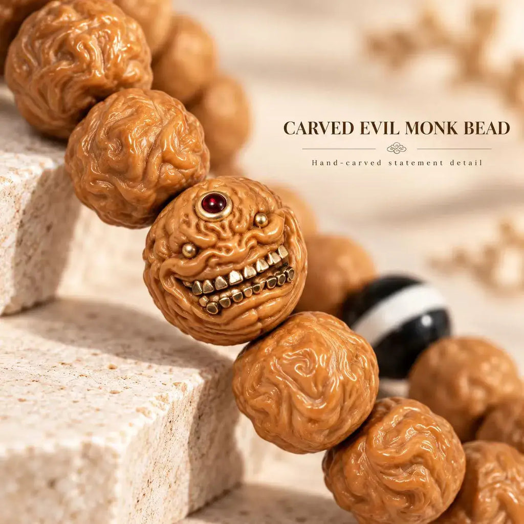 Evil Monk Houtou Walnut & Dzi Agate Bracelet - close-up detail