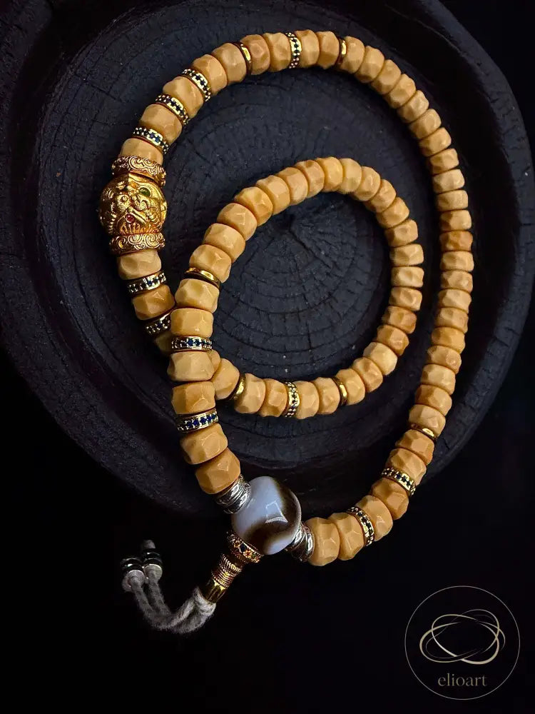 Natural Bodhi Seed Dragon Ridge Carved Handheld Meditation Beads